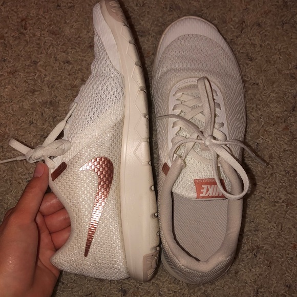 White and rose gold nike sneakers - Picture 1 of 5